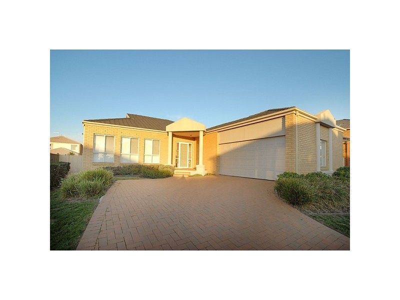 8/36 Pepperbush Crescent, Langwarrin VIC 3910