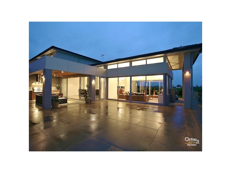 23 Feathery Grove, Sandhurst VIC 3977