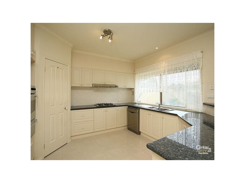 54 Governor Arthur Drive, Patterson Lakes VIC 3197