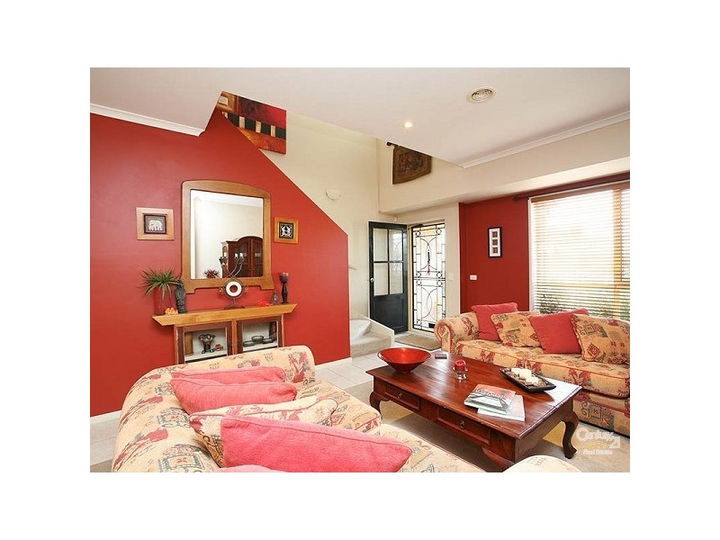 16 Tiller Lane, Patterson Lakes VIC 3197
