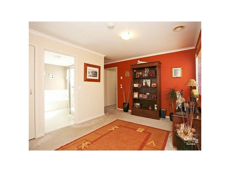 16 Tiller Lane, Patterson Lakes VIC 3197