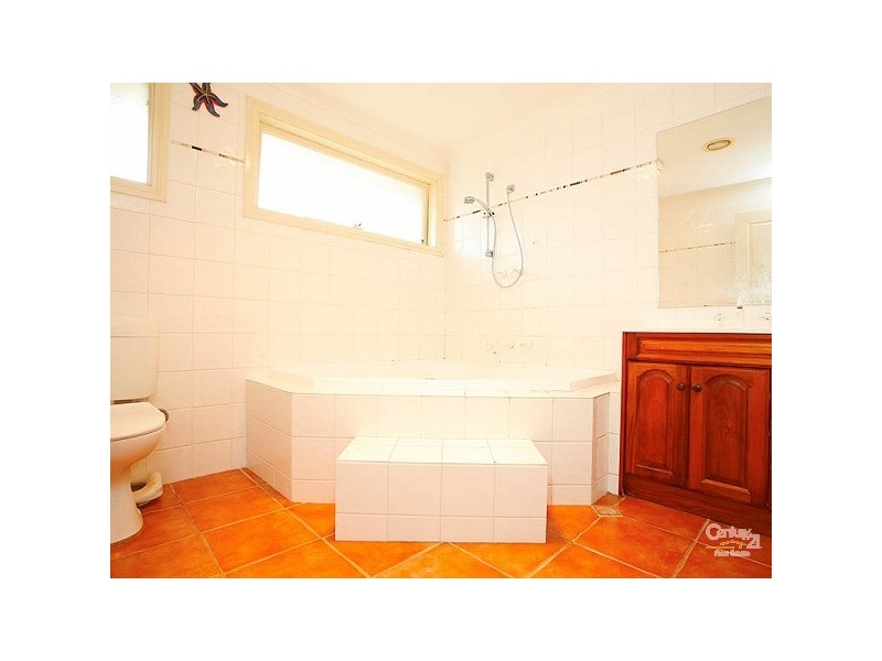 4 Adelong Court, Patterson Lakes VIC 3197