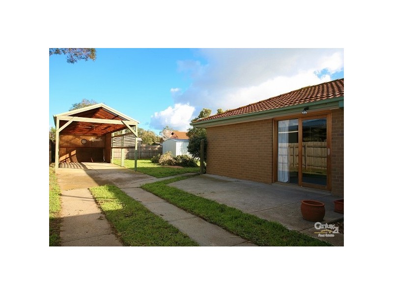 31 Kurrawa Crescent, Patterson Lakes VIC 3197