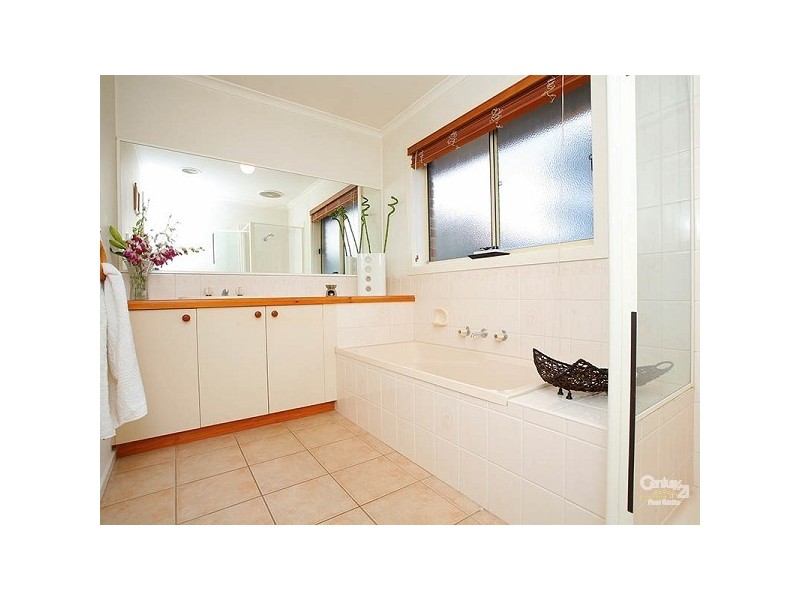 6 Sun Rise, Patterson Lakes VIC 3197