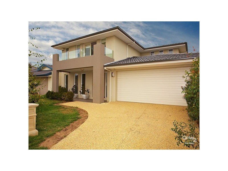 4 Flynn Terrace, Sandhurst VIC 3977