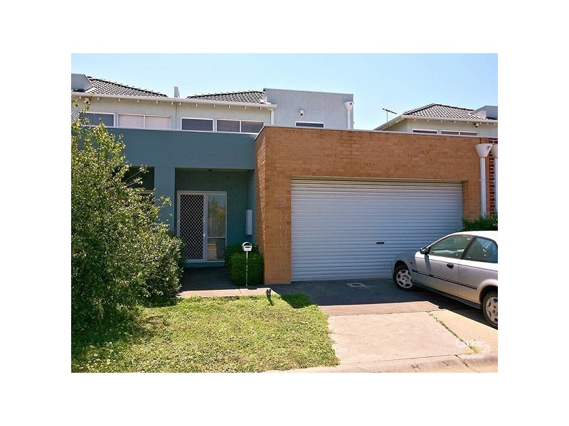 13 Starboard Lane, Patterson Lakes VIC 3197