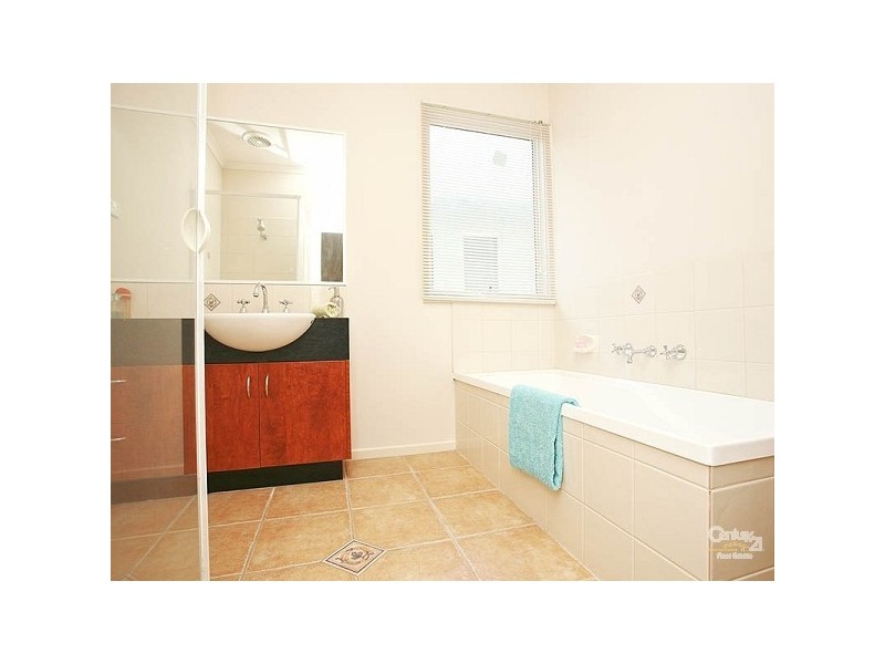 13 Starboard Lane, Patterson Lakes VIC 3197