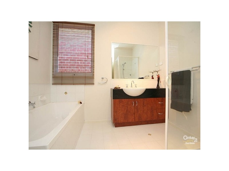 3 Starboard Lane, Patterson Lakes VIC 3197