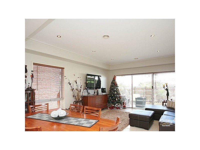 3 Starboard Lane, Patterson Lakes VIC 3197