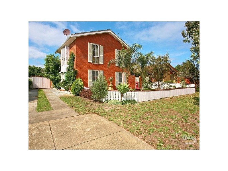 8 Arrunga Court, Patterson Lakes VIC 3197