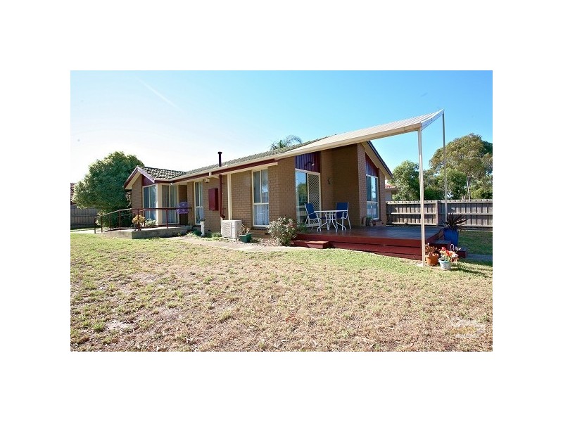 18 Kurrawa Crescent, Patterson Lakes VIC 3197