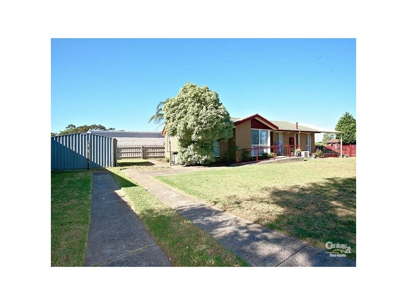 18 Kurrawa Crescent, Patterson Lakes VIC 3197