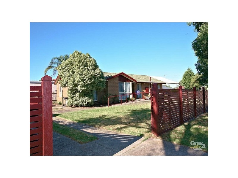 18 Kurrawa Crescent, Patterson Lakes VIC 3197