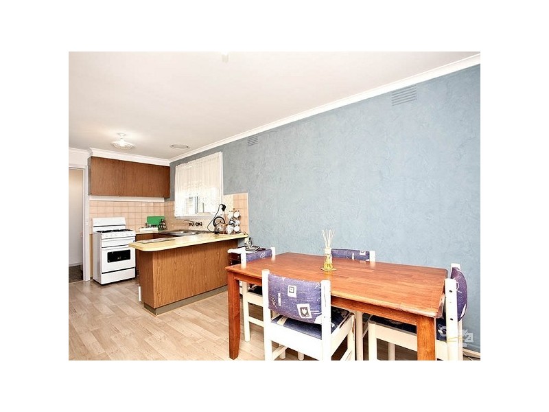 18 Kurrawa Crescent, Patterson Lakes VIC 3197