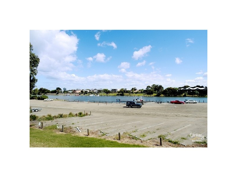 14 Trinity Court, Patterson Lakes VIC 3197