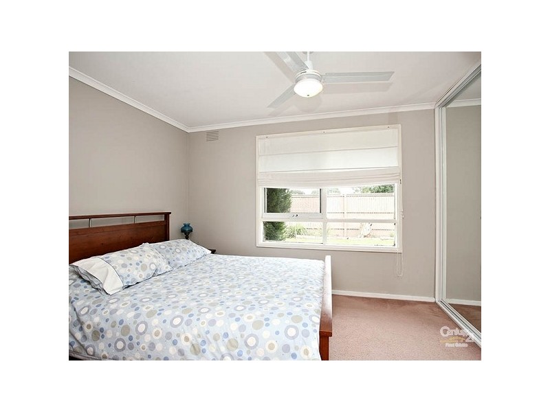 8 Terrigal Drive, Patterson Lakes VIC 3197