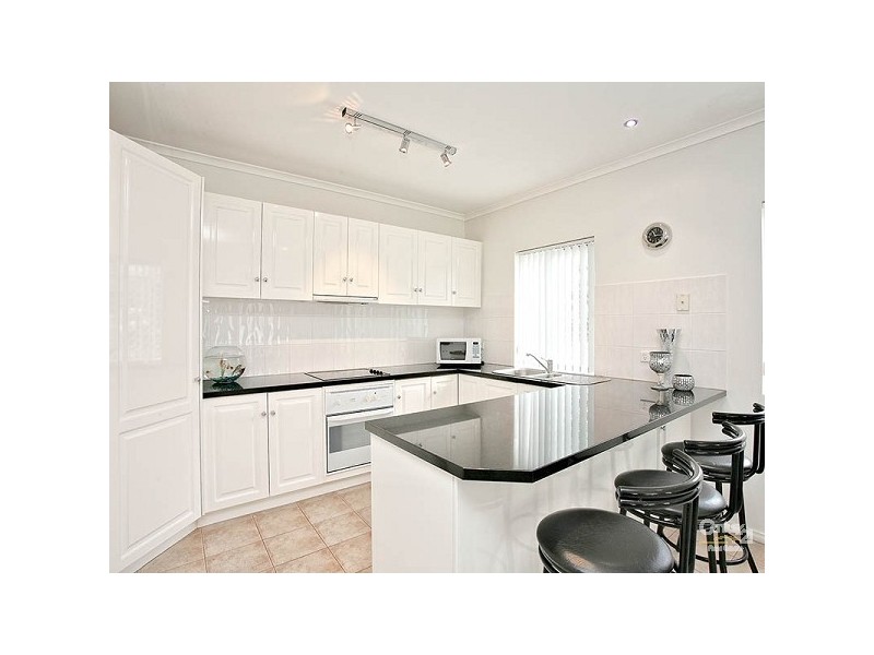 10 North Shore Drive, Patterson Lakes VIC 3197