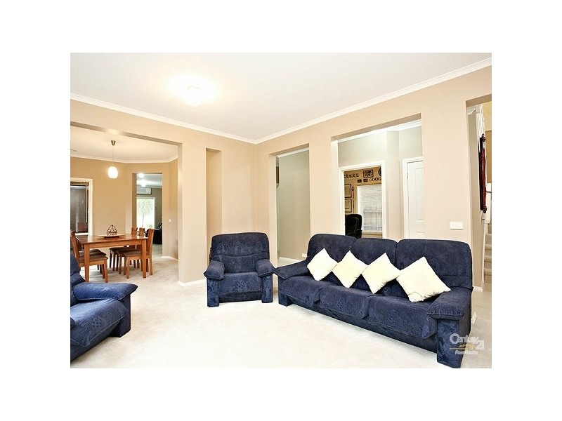 6 Capricornia Way, Aspendale Gardens VIC 3195