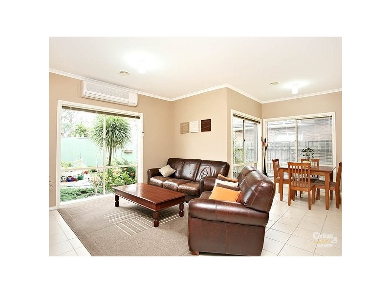 6 Capricornia Way, Aspendale Gardens VIC 3195