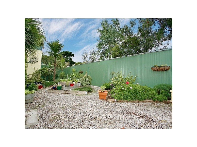 6 Capricornia Way, Aspendale Gardens VIC 3195