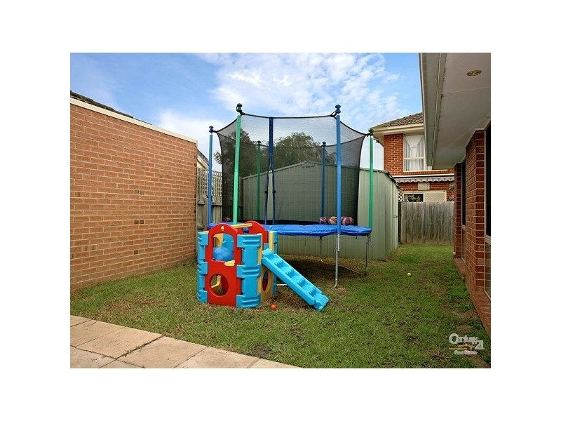 6 Erinka Crescent, Patterson Lakes VIC 3197