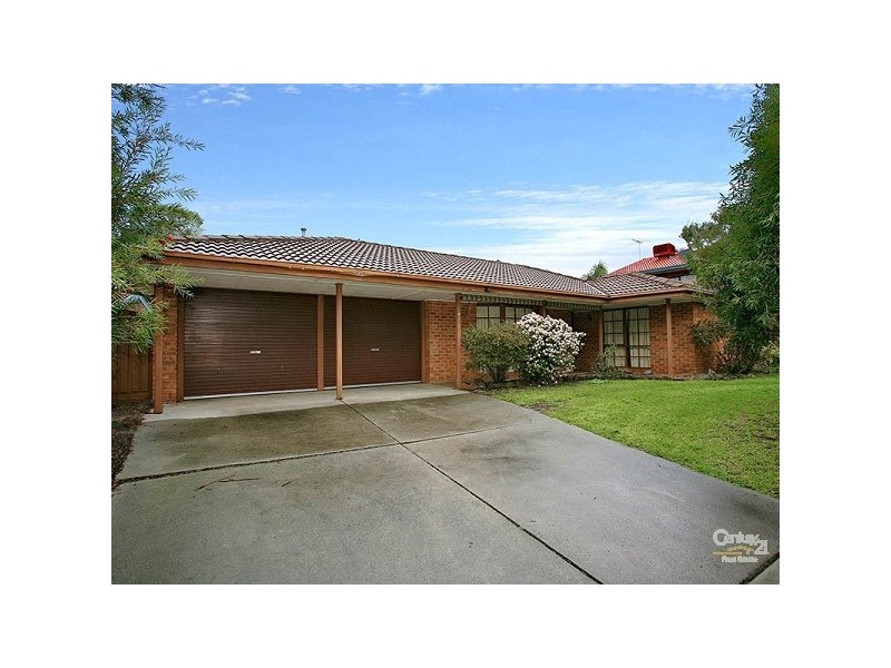 17 Gladesville Boulevard, Patterson Lakes VIC 3197