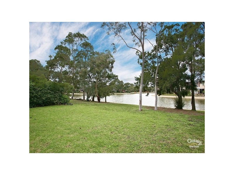 17 Gladesville Boulevard, Patterson Lakes VIC 3197