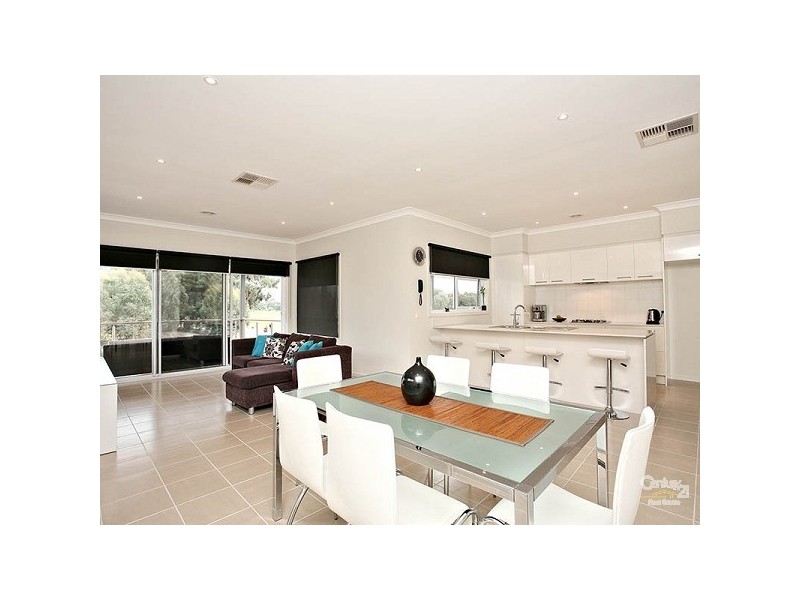 143 La Perouse Boulevard, Bonbeach VIC 3196