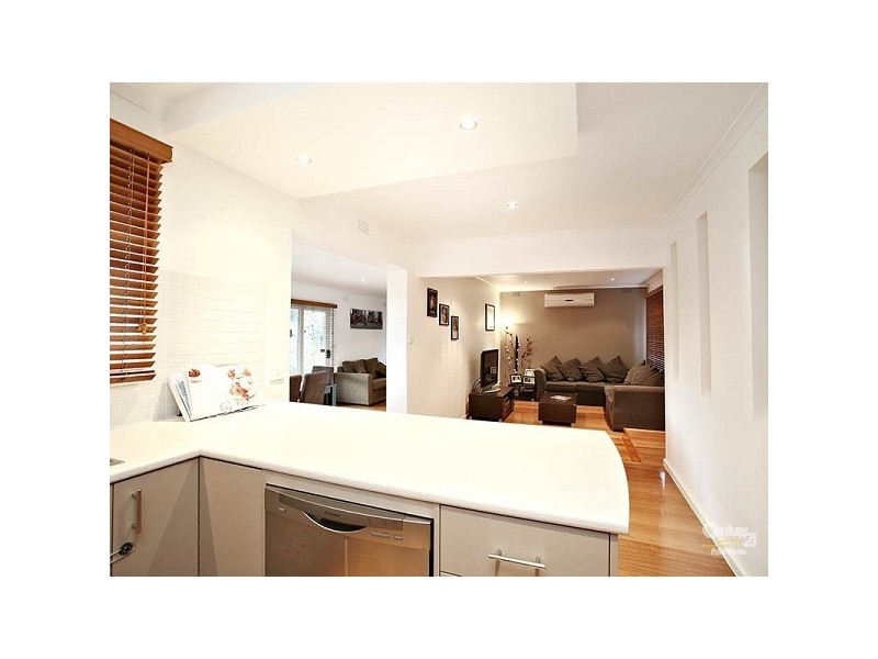 11 Sturdee Street, Seaford VIC 3198