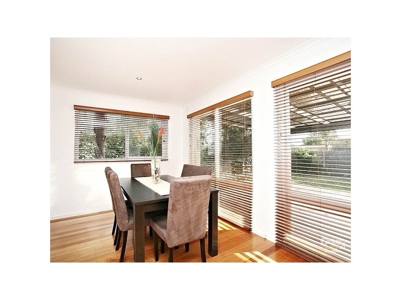 11 Sturdee Street, Seaford VIC 3198