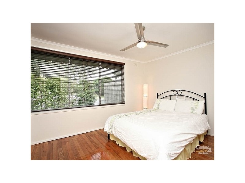 10 Frallon Crescent, Frankston VIC 3199