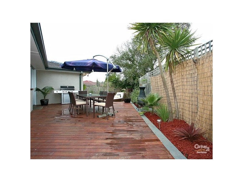 10 Frallon Crescent, Frankston VIC 3199