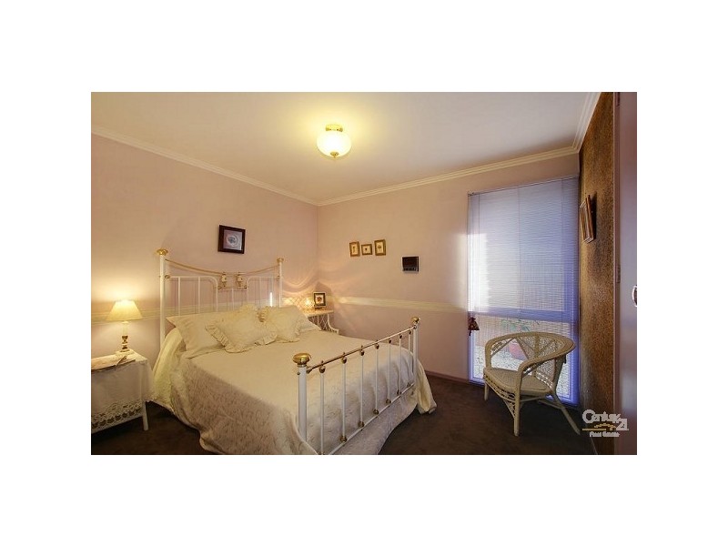 12 Nanda Court, Patterson Lakes VIC 3197