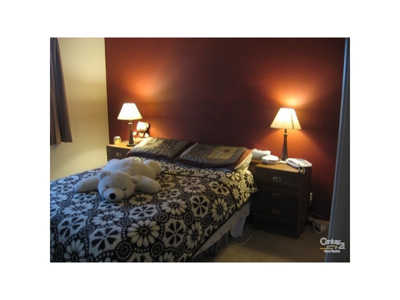 8 Rustic Dve, Bangholme VIC 3175