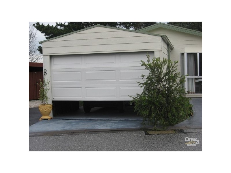 8 Rustic Dve, Bangholme VIC 3175