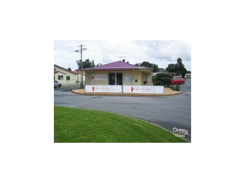 8 Rustic Dve, Bangholme VIC 3175