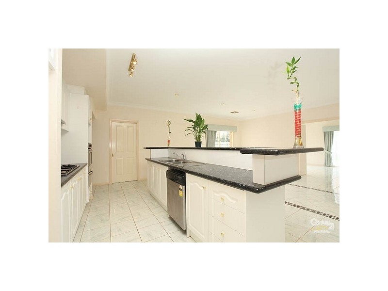 65 Harbour Dve, Patterson Lakes VIC 3197