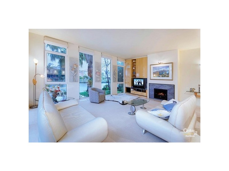 9 Admirals Quay, Patterson Lakes VIC 3197