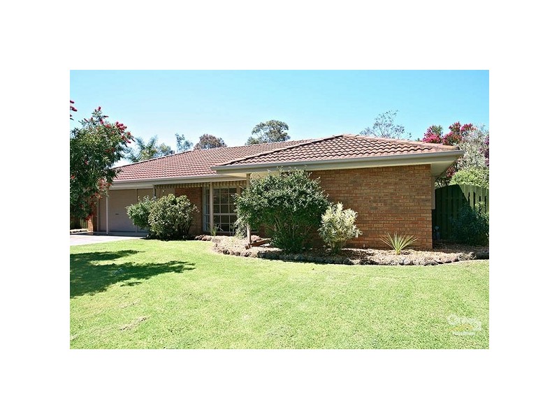 17 Gladesville Blvd, Patterson Lakes VIC 3197