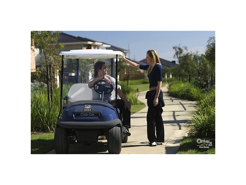 2 Bluewater Dve, Sandhurst VIC 3977