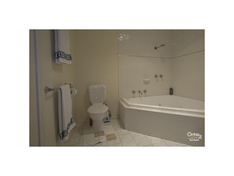 17/3 Inner Harbour Dve, Patterson Lakes VIC 3197