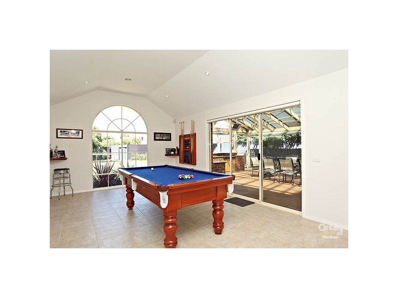 2 Pickwick Place, Chelsea Heights VIC 3196