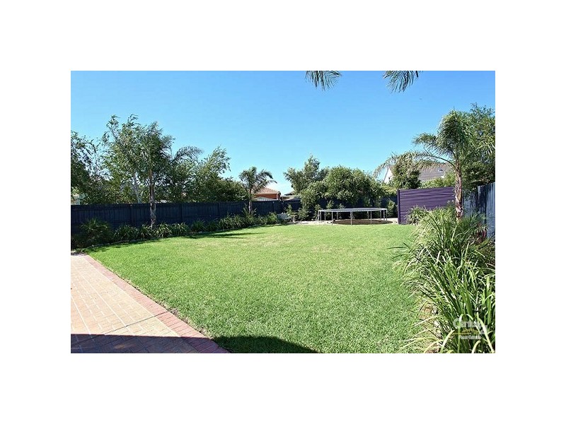 2 Pickwick Place, Chelsea Heights VIC 3196