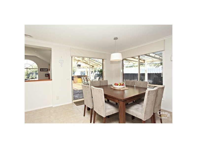 2 Pickwick Place, Chelsea Heights VIC 3196