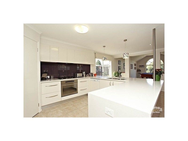 2 Pickwick Place, Chelsea Heights VIC 3196