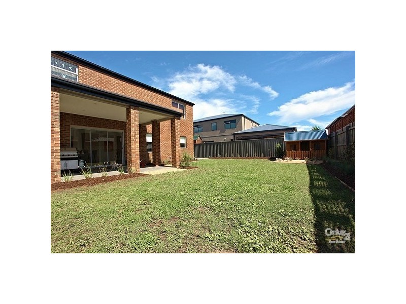 11 Webster Dve, Patterson Lakes VIC 3197