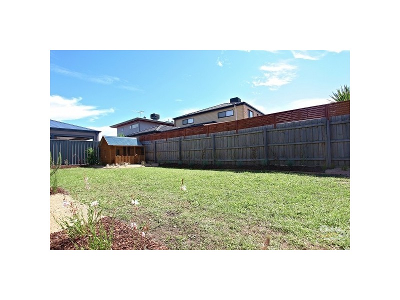 11 Webster Dve, Patterson Lakes VIC 3197