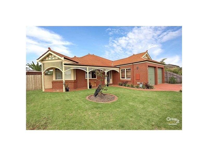 30 Harbour Dve, Patterson Lakes VIC 3197