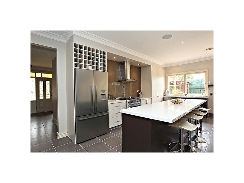 30 Harbour Dve, Patterson Lakes VIC 3197