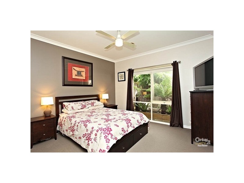 30 Harbour Dve, Patterson Lakes VIC 3197